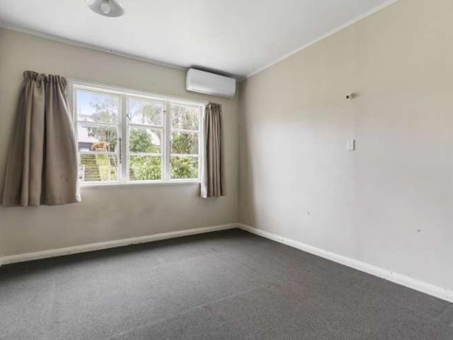 21 Kurahaupo Street, Orakei, Auckland City
