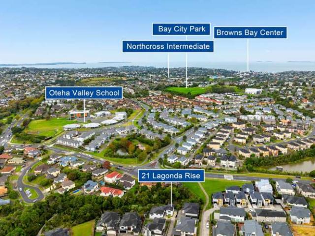 21 Lagonda Rise, Oteha, North Shore City
