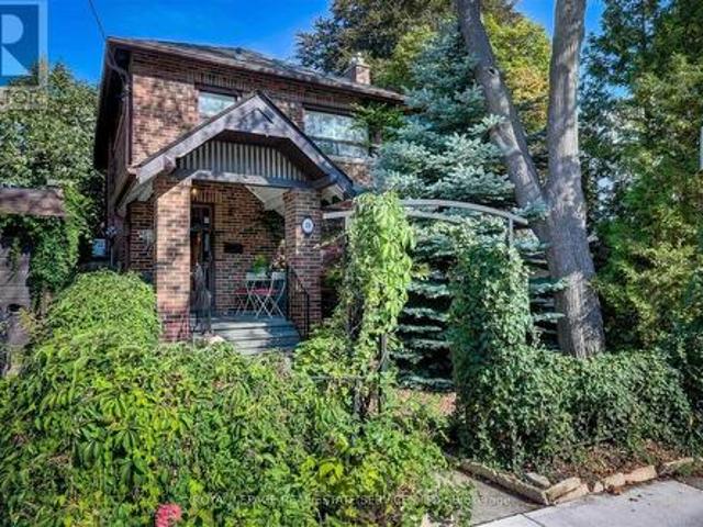 21 Lorindale Avenue, Toronto, ON, M5M 3C3 house for sale | Listing ID C13049 | Royal LePage