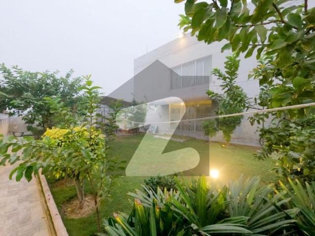 21 Marla Used House Owner Build 11 Marla Construction 10 Marla Parking And Garden Bahria Orchard