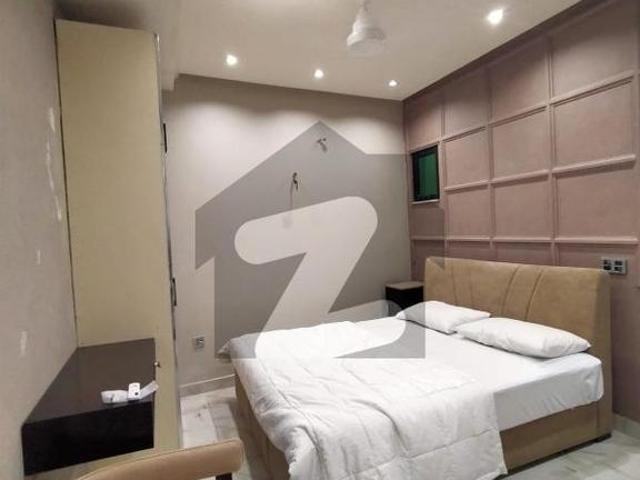 21 Marla Corner 60Ft Road House A 1 Block Gulberg