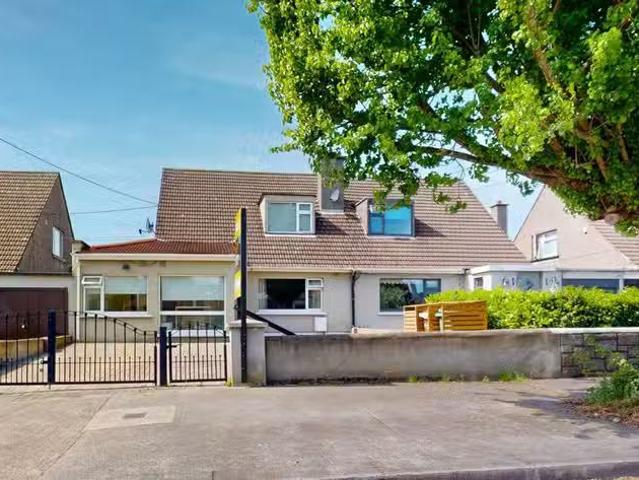21 Mountdown Park, Templeogue, Dublin 6W, D12ND79 is for sale
