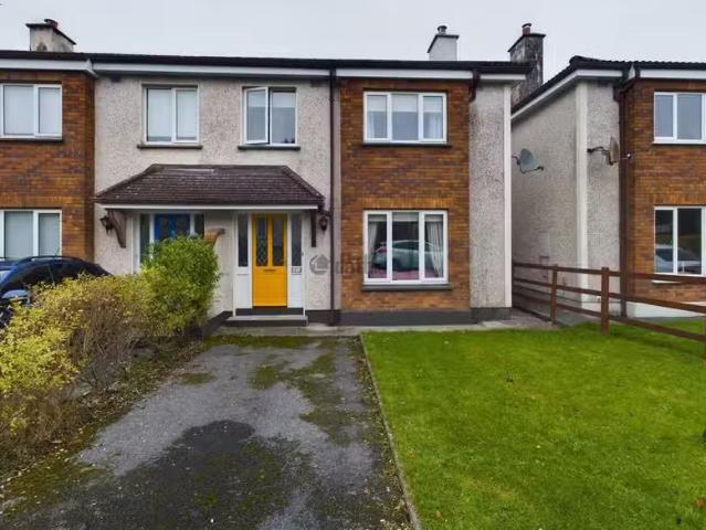 21 Oakdale, Baylough is for rent