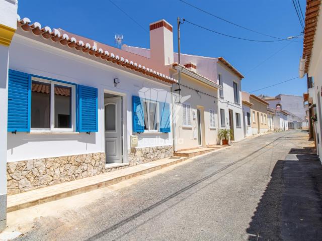 2+1 Quartos Moradia Geminada Espiche Lagos 90m² Luz