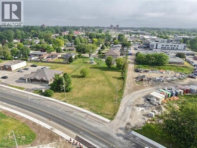 21 Robson Road, Leamington, ON, N8H 2M8 commercial for sale | Listing ID 26013 | Royal LePage