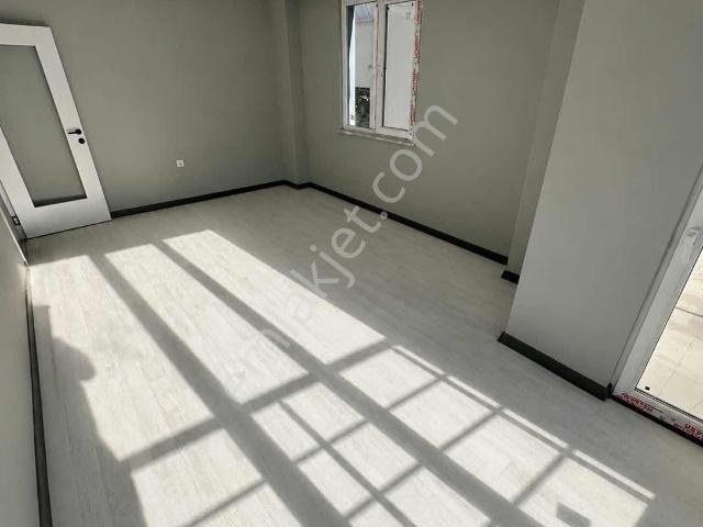 2+1 Sıfır Ara Kat 85 M2 Mevlana Mahallesi