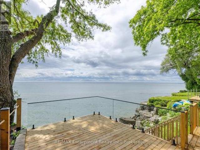 21 Second Street, Oakville Oo Old Oakville, ON, L6J 3T1 house for sale | Listing ID W13594 | Royal LePage