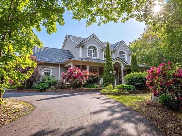 21 Starrysky Court, Upper Tantallon, NS, B3Z 4H7 house for sale | Listing ID 202616 | Royal LePage