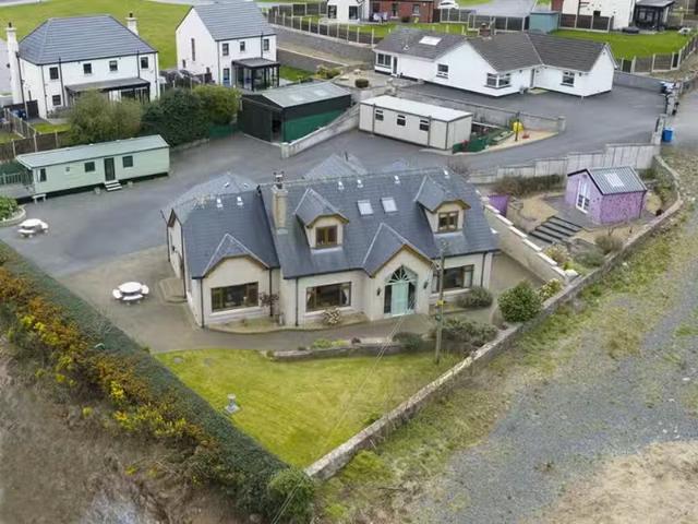 21a Derrybeg Lane