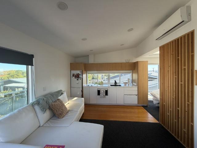 21A Ferguson Street, Westshore