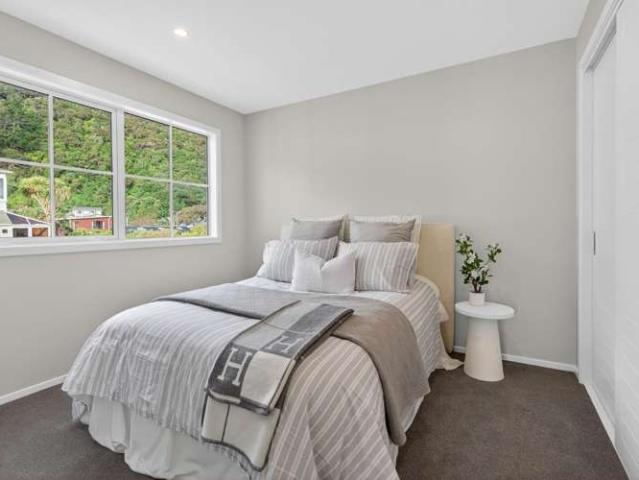 21A Hinau Street, Eastbourne, Lower Hutt City