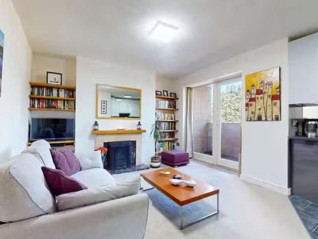 21A The Glen, Watermill Road, Raheny, Dublin 5, D05R924 is for.