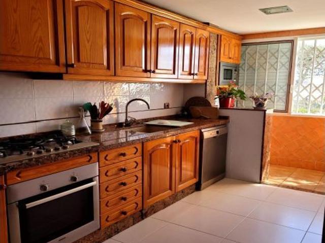 21INMOBILIARIAS VENDE ADOSADO EN EL PERRLLONET