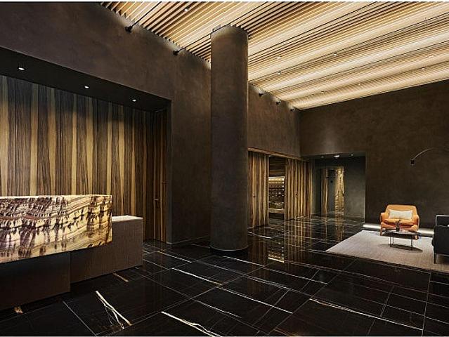 2204 1482 Robson Street Vancouver, British Columbia
