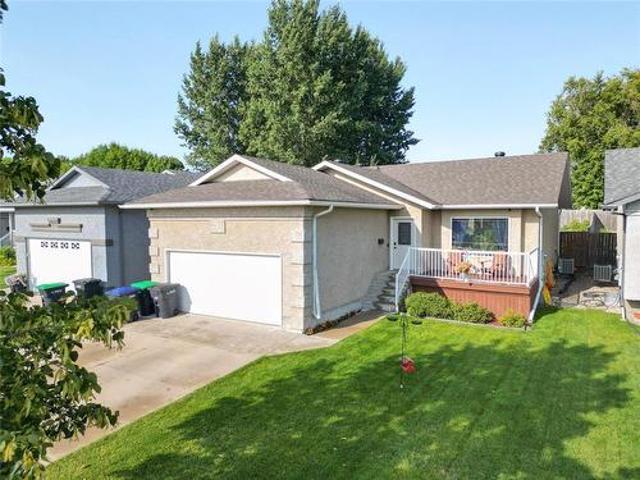 2204 9Th Street, Brandon, MB, R7A 7S7 house for sale | Listing ID 202621 | Royal LePage