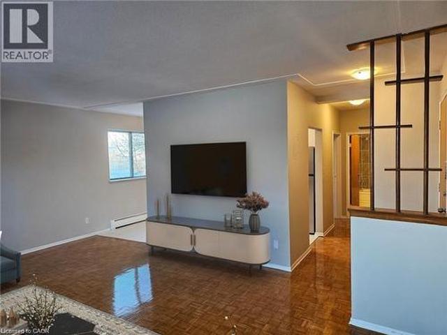 2205 King Street E Unit# B2, Hamilton, ON, L8K 1W9 lease for lease | Listing ID 40822 | Royal LePage