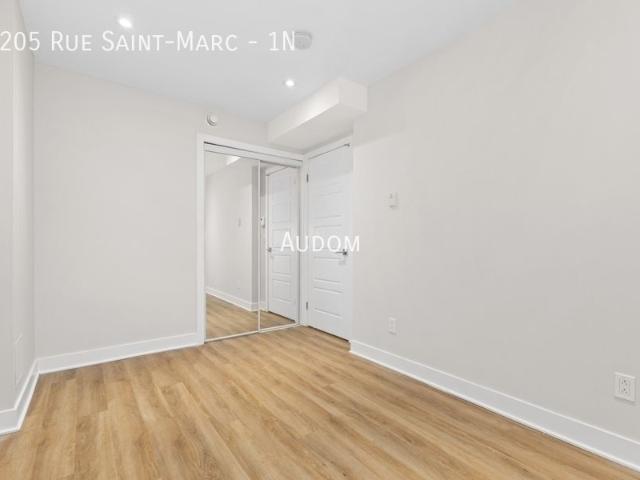 2205 Rue Saint Marc 1N