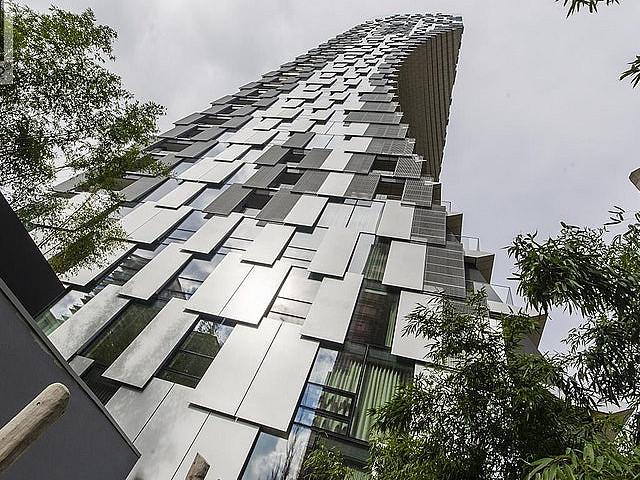 2205 1568 Alberni Street Vancouver, British Columbia