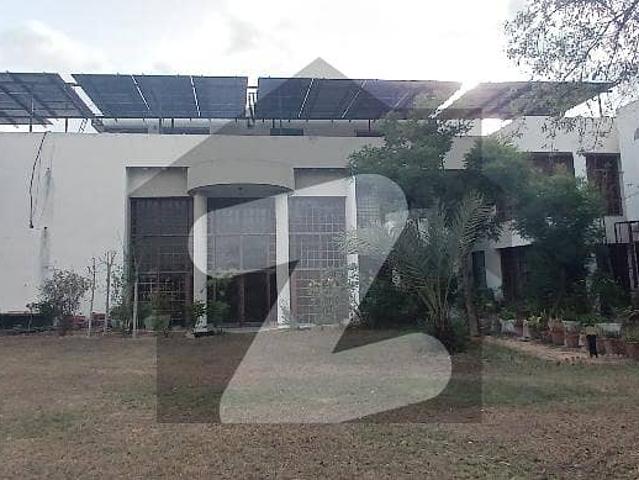 22000 Yards Bungalow Rent For School, Office, Collage
