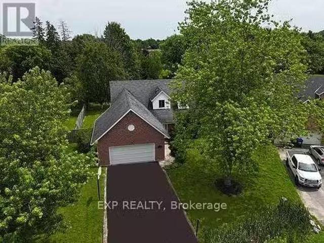 2200 Richardson Street, Innisfil, ON, L9S 1G5 house for sale.