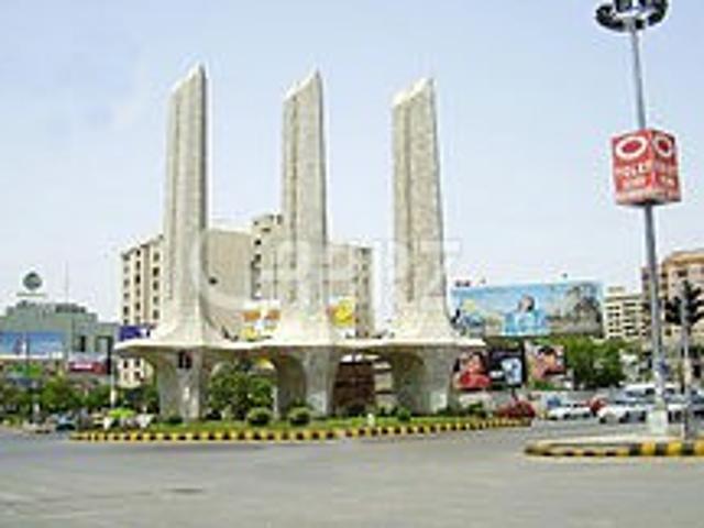 2200 Square Feet Apartment for Sale in Karachi Clifton Block 9