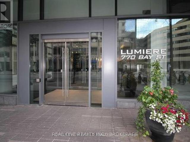 2202 Bay Street, Toronto, ON, M5G 0A6 lease for lease | Listing ID C13554 | Royal LePage