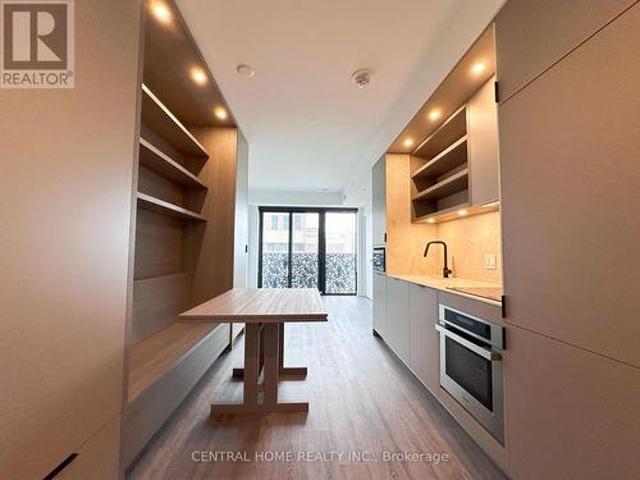 2202 55 Charles Street E, Toronto, ON, M4Y 1S9 lease for lease | Listing ID C13134 | Royal LePage