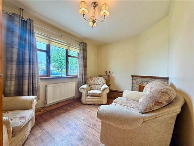 220,000 | 14 Ash Hill, Kilmallock, Limerick REA Dooley Group 5007 MyHome. Ie Residential