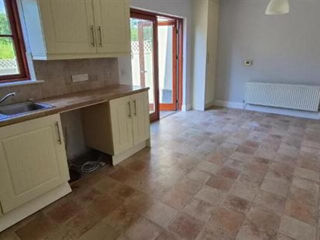 220,000 | 5 O'Carolan's Court, Kilronan, Ballyfarnon, Boyle, Roscommon REA Brady 5010 MyHome. Ie Residential