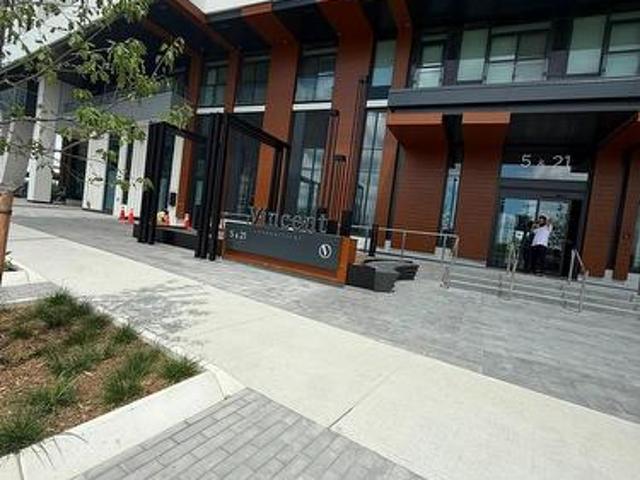 220 21 Meadowvale Road, Vaughan, ON, L4K 0H6 lease for lease | Listing ID N13564 | Royal LePage
