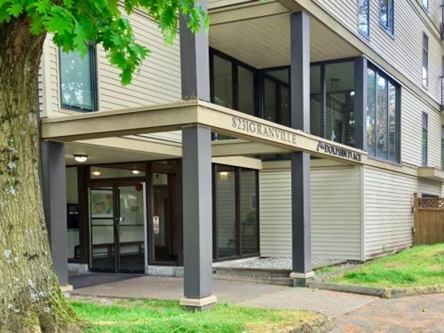 220 8 Granville Avenue, Richmond, BC, V6Y 3A4 Single Family Property For Sale | Listing ID R3142 | Royal LePage