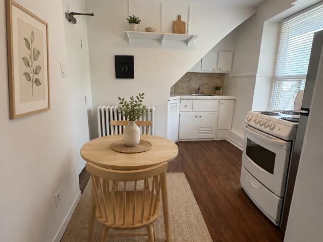 220 Gordon 0023 [object Promise] for Rent