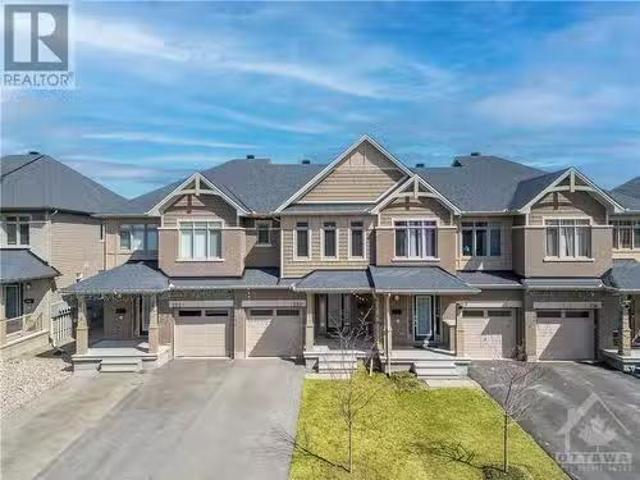220 Gossamer Street, Ottawa, ON, K1W 0B2 house for sale Lis.