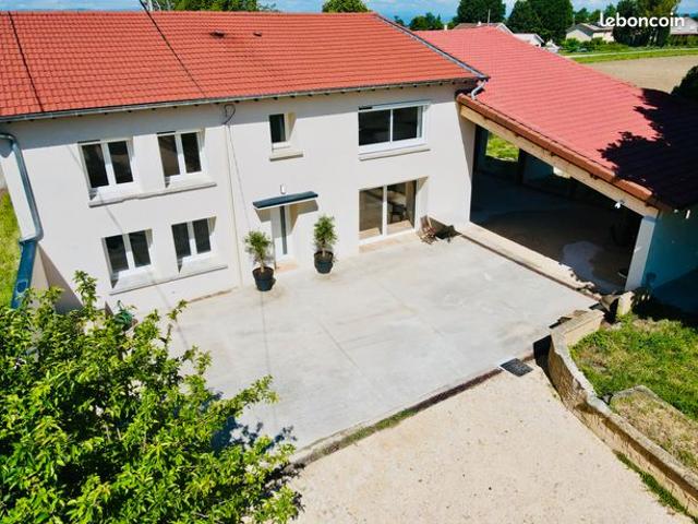 220 m² Habitables + Dépendance 100 m² Terrain 1 680 m2