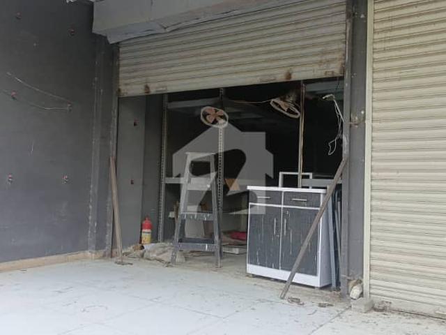 220 Sq Ft Shop for Rent Clifton Block 4