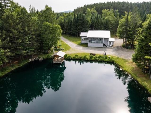 220 Rg Clinton, Saint Augustin De Woburn, QC, G0Y 1R0 house for sale | Listing ID 10180 | Royal LePage