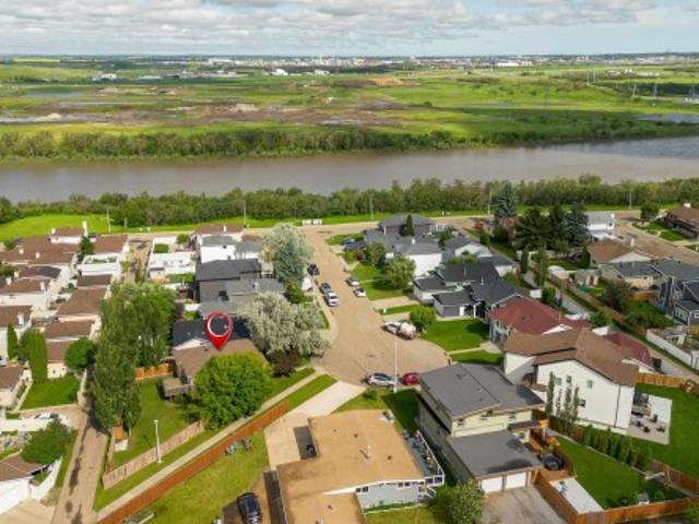 2216 Avenue Nw, Edmonton, AB, T5A 4Y4 house for sale | Listing ID E4498 | Royal LePage