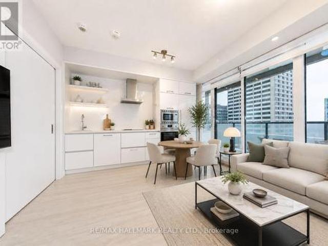2211 2 Yonge Street, Toronto, ON, M4S 0B8 condo for sale | Listing ID C13149 | Royal LePage