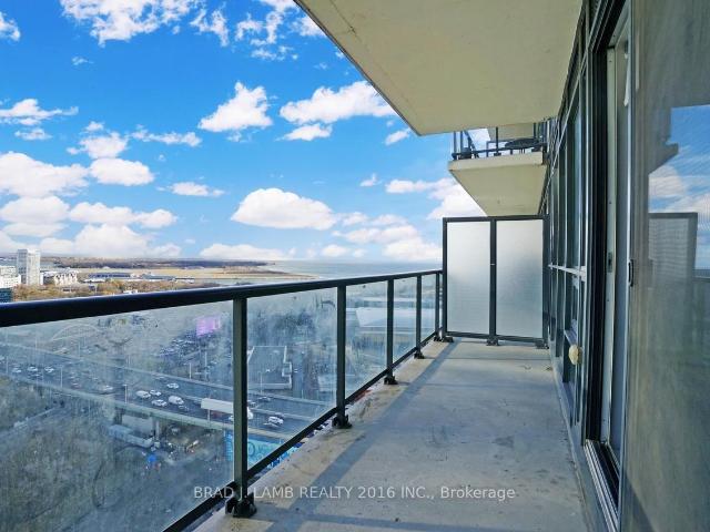 2211 51 East Liberty Street, Toronto | 2Beds/2Bath, Condo, $2,900/mo | Condos. Ca