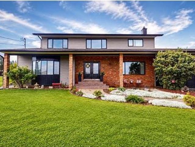 2211 9Th Street S, Cranbrook, BC, V1C 6Y7 house for sale | Listing ID 10394 | Royal LePage