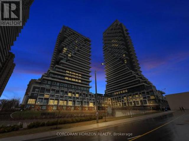 221 30 Inn On The Park Drive, Toronto, ON, M3C 0P7 condo for sale | Listing ID C13494 | Royal LePage