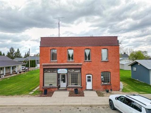 221 Fourth Street, Reston, MB, R0M 1X0 investment for sale | Listing ID 202611 | Royal LePage