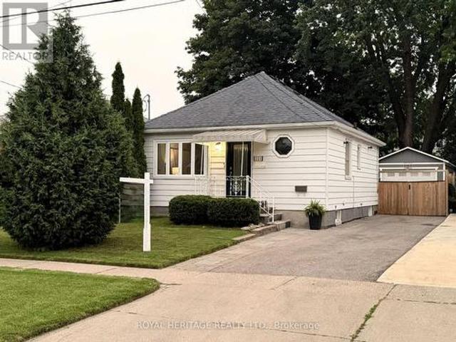 221 Hibbert Avenue, Oshawa, ON, L1J 1V4 house for sale | Listing ID E13570 | Royal LePage