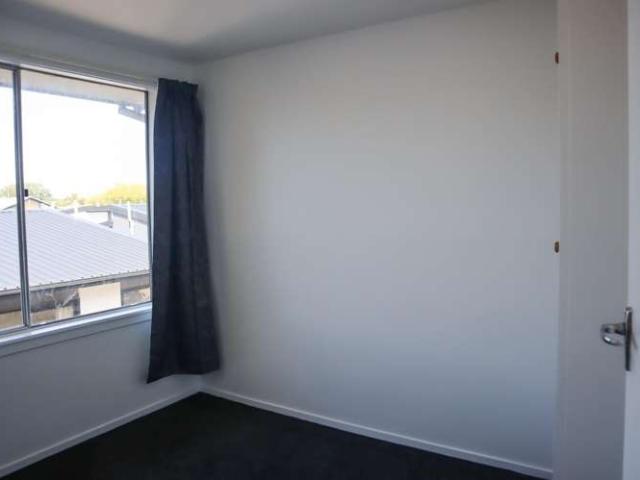 2/21 Olliviers Road, Phillipstown, Christchurch City