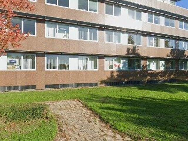 310 m2 office space for rent in Houten
