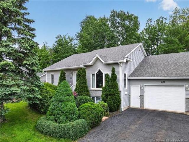 221 Manon St, Dieppe, NB, E1A 6W1 house for sale | Listing ID NB141699 | Royal LePage