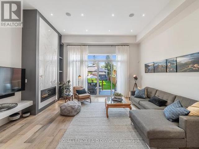 221 Virginia Avenue, Toronto, ON, M4C 2T6 house for sale | Listing ID E13210 | Royal LePage