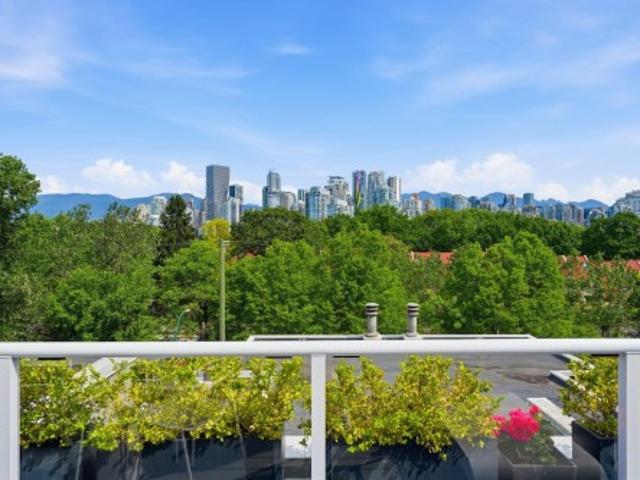 2224 Spruce Street, Vancouver, BC, V6H 2P3 townhouse for sale | Listing ID R3158 | Royal LePage