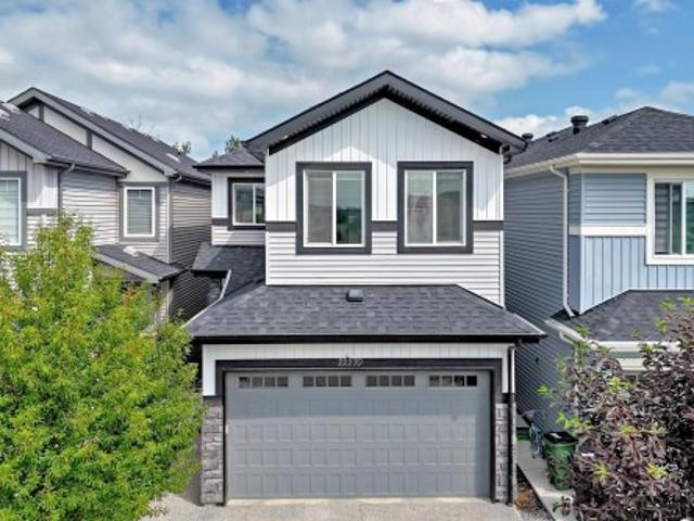 2227 A Avenue Nw, Edmonton, AB, T5T 7L8 house for sale | Listing ID E4499 | Royal LePage