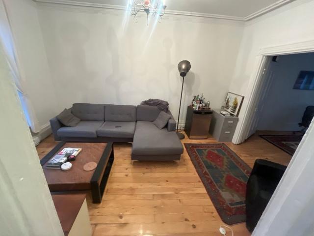 2227 Rue Quesnel, Montréal Le Sud Ouest, QC H3J